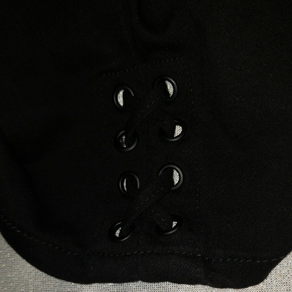 d. jeans NEW Black Lace-Up Hem Capri Pants Denim Bottoms NWT Women's 18 - Picture 13 of 15